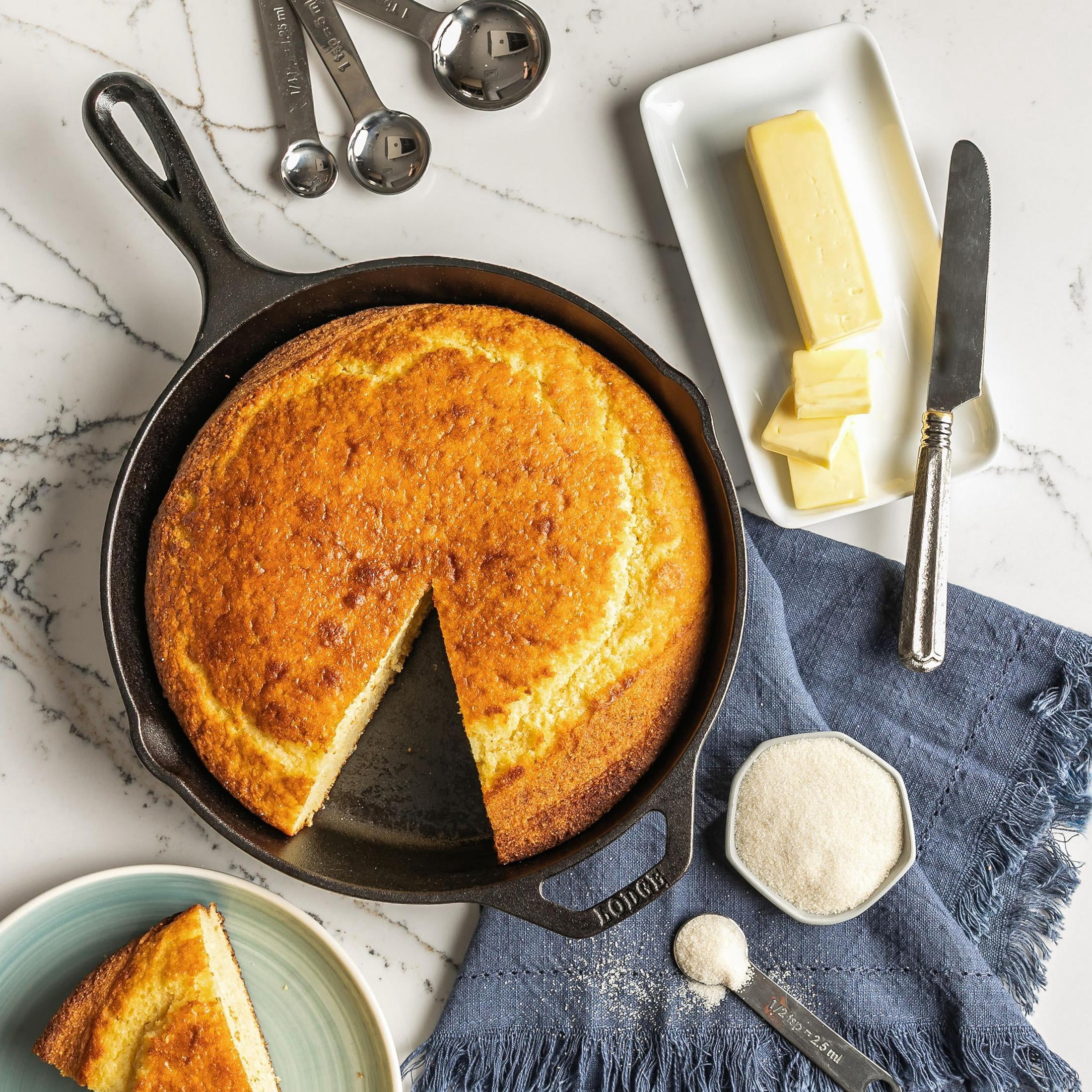 (8 pack) Lodge True Southern Cornbread Mix, 16 oz Box – Made for Lodge Cast Iron Skillets