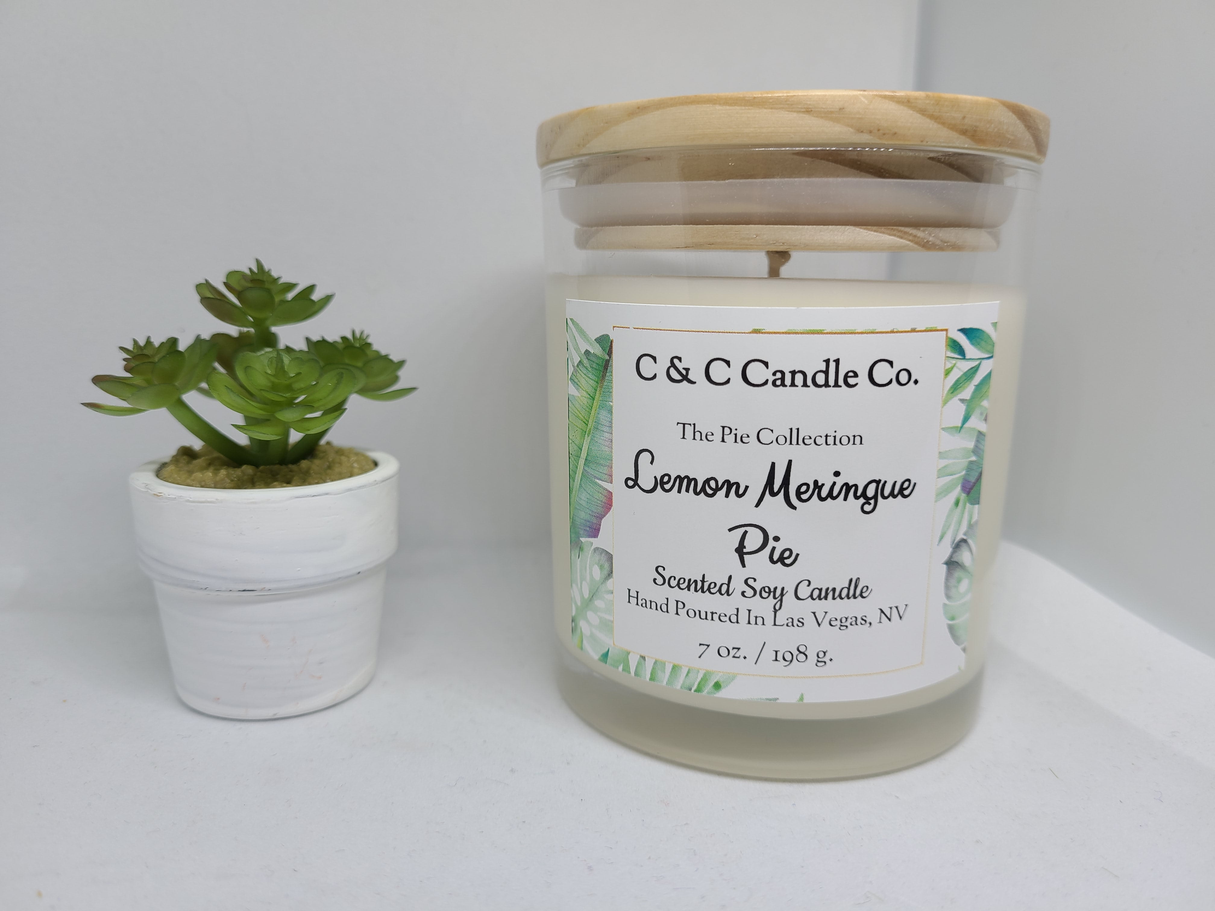 Sparkling Lemon Handpoured Highly Scented Medium Candle Jar