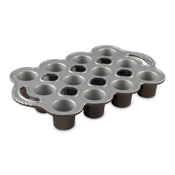 Nordic Ware Platinum Collection Small Nonstick Cast Aluminum Popover