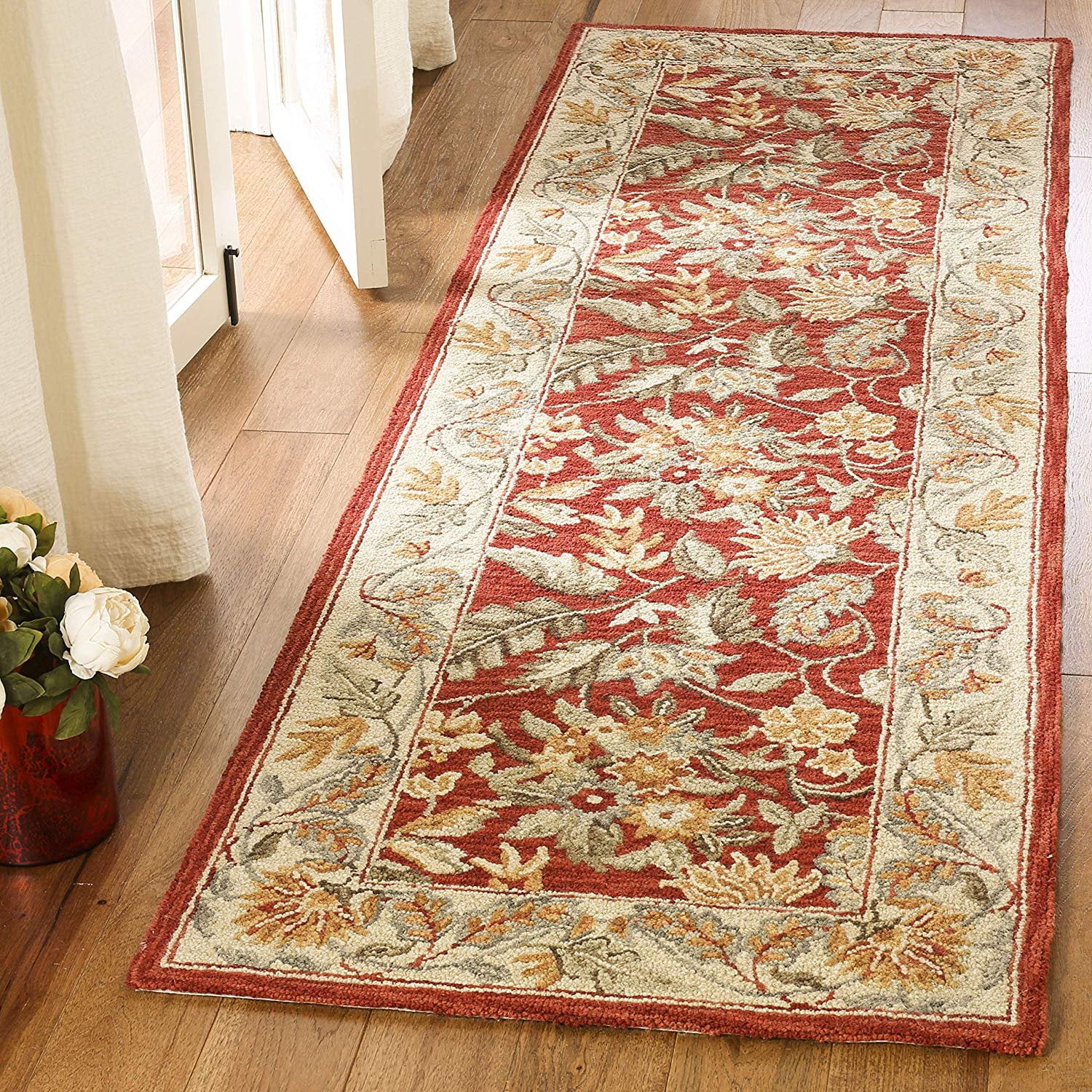 Safavieh Chelsea Collection HK141C HandHooked Red Premium Wool Runner