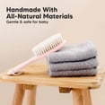 thumbnail image 4 of Cepillo de pelo para bebés KeaBabies de madera con cerdas suaves de cabra, 4 of 9