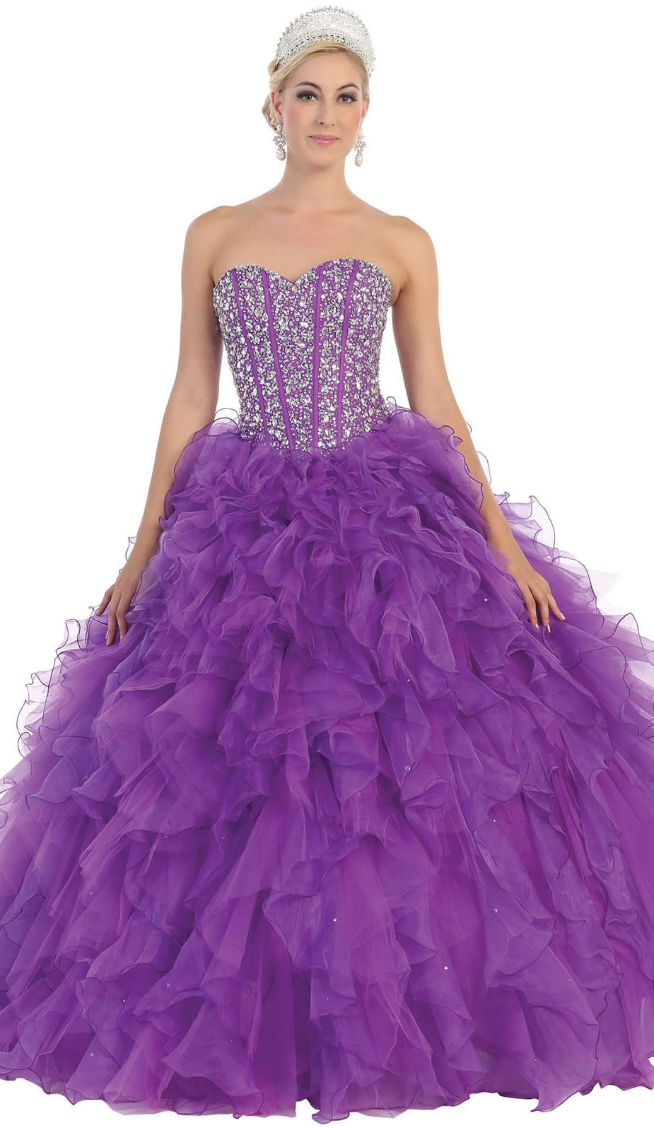 Formal Dress Shops MASQUERADE QUINCEANER A BALL GOWN