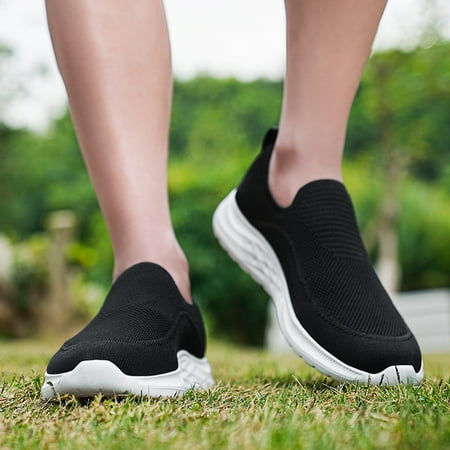 

WNG Men Sports Shoes Fashionable New Pattern Simple Solid Color Lightweight Flat Bottom Comfortable Slip On Casual Shoes