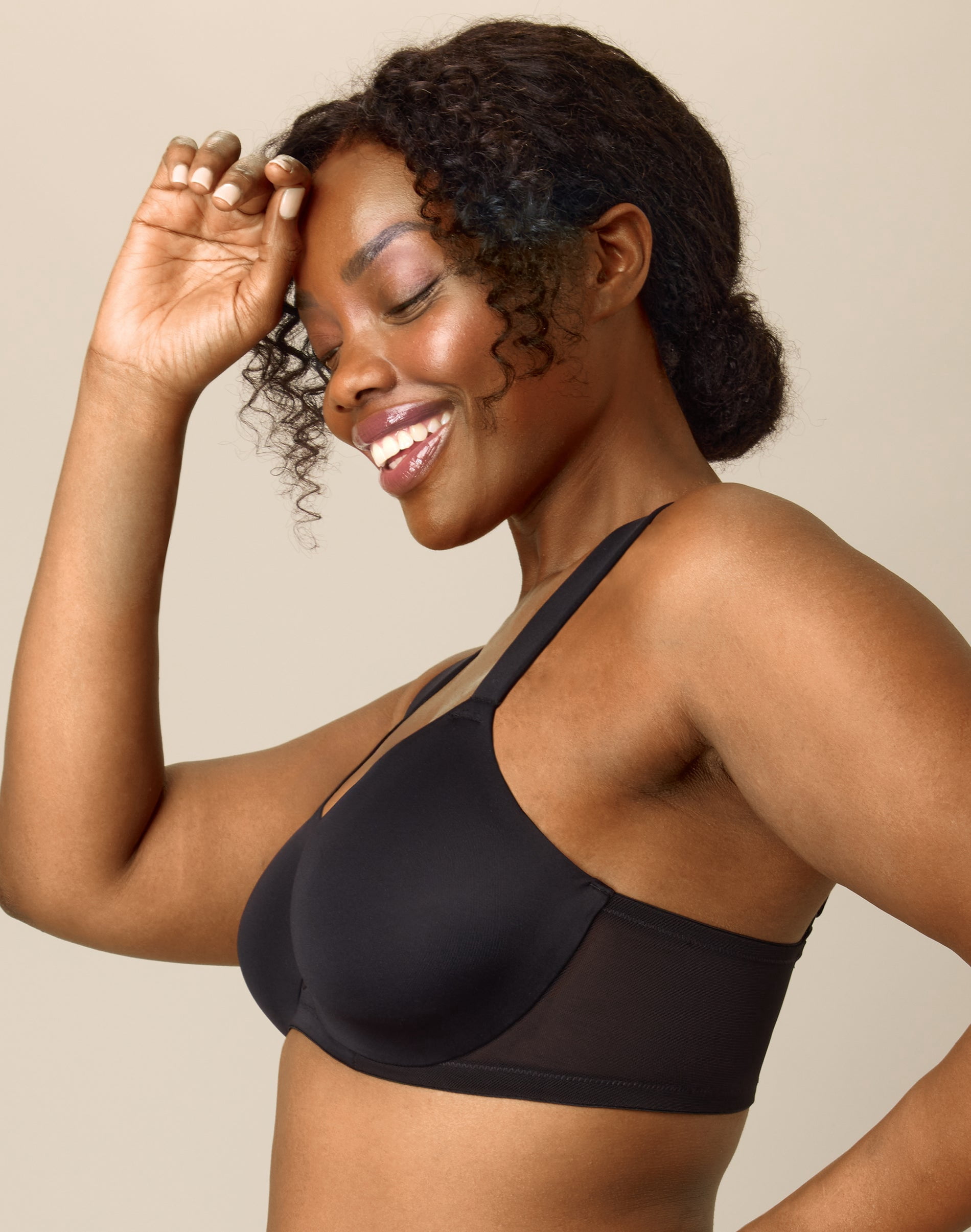 Playtex Dreamwire Unlined Convertible Bra, Moisture-Wicking  Dressed In Black 46DD Women's