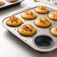thumbnail image 2 of Bandeja Para Hornear Molde de silicona de 12 cavidades para pasteles,bandeja para hornear de 12 agujeros para muffins y cupcakes,antiadherente y fácil de limpiar (gris,1 pieza). Rkxzt, 2 of 9