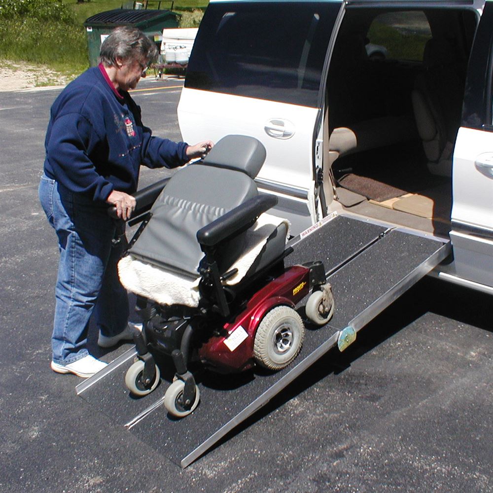 Prairie View Industries WCR630 Portable Multi-fold Ramp, 6 ft x 30 in - image 5 of 6