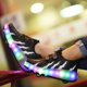 thumbnail image 4 of Zapatos para niños con ruedas, patines brillantes con luz LED, regalos para niños y niñas, el mejor regalo para fiestas, cumpleaños y Navidad, 4 of 5