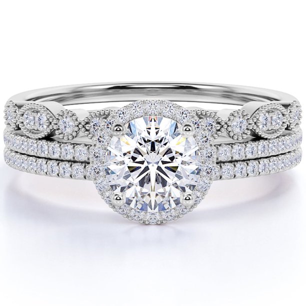 JeenMata Conjunto de Boda en Trío de Moissanitas de Corte Redondo de 1,5 Quilates con Halo y Bandas Art Déco en Oro Blanco de 18 K sobre Plata