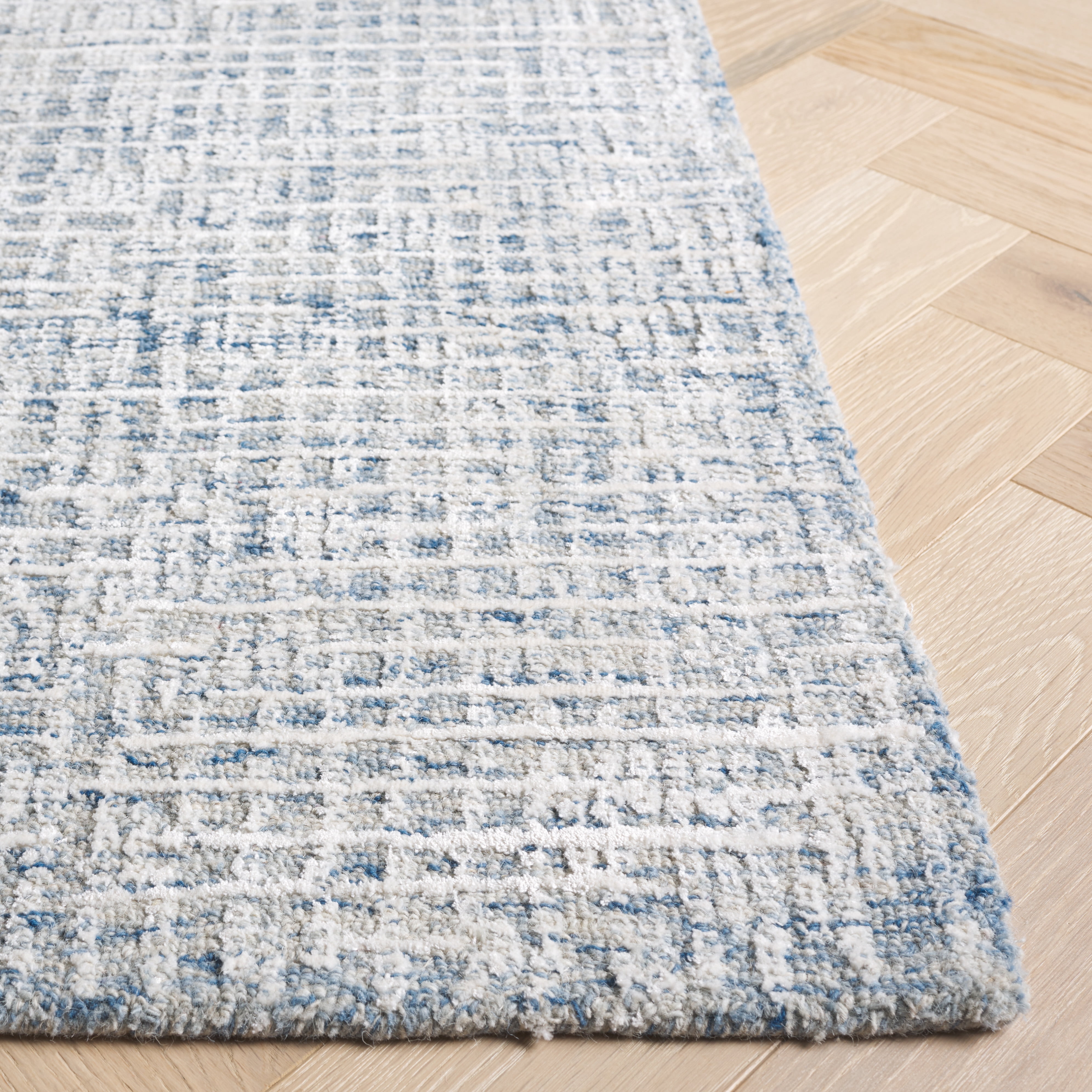 SAFAVIEH Glamour Ida Abstract Area Rug, Blue/Ivory, 4' x 6'