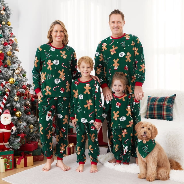 Conjunto de pijamas navideños de manga larga con bolsillos y diseño de hombre de jengibre a juego para toda la familia
