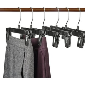 hangers titan