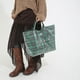 thumbnail image 4 of Bolsas Bolsa De Pvc A Cuadros Para Mujer Con Estampado De Letras, Impermeable, Para Compras Y Regalos Festivos, Color Verde (1 Unidad) Rkxzt, 4 of 8