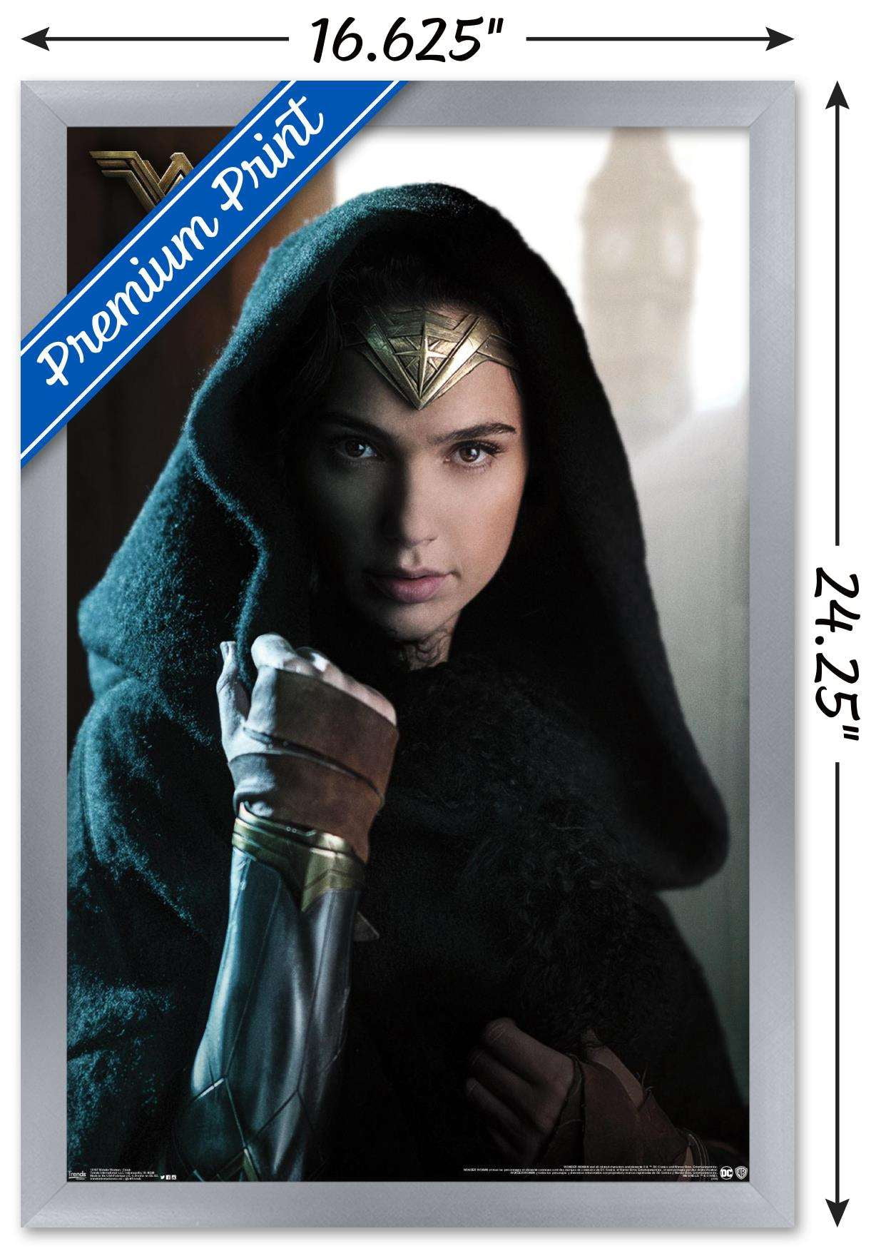 DC Comics Movie - Wonder Woman - Cloak Wall Poster, 14.725" x 22.375", Framed