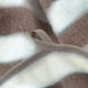 thumbnail image 5 of Paquete de 2 toallas de mano de microfibra de terciopelo para baño de hotel,toallas de mano de secado rápido y alta absorción,toallas suaves para la limpieza diaria, 5 of 9