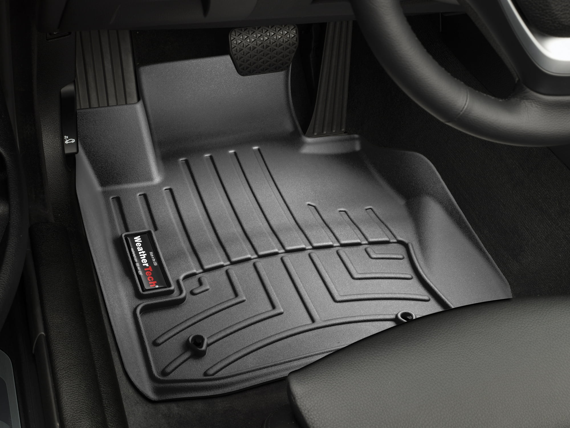WeatherTech Custom Fit FloorLiners compatible with BMW 435i, 440i, 428i - 1st Row (Driver & Passenger), Black