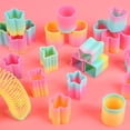 thumbnail image 2 of Bobina espiral de arcoíris, 24 piezas de resortes mágicos, juguetes de arcoíris de plástico, mini juguetes de resorte para niñas, decoraciones y suministros para fiestas de niños (24 piezas), 2 of 5