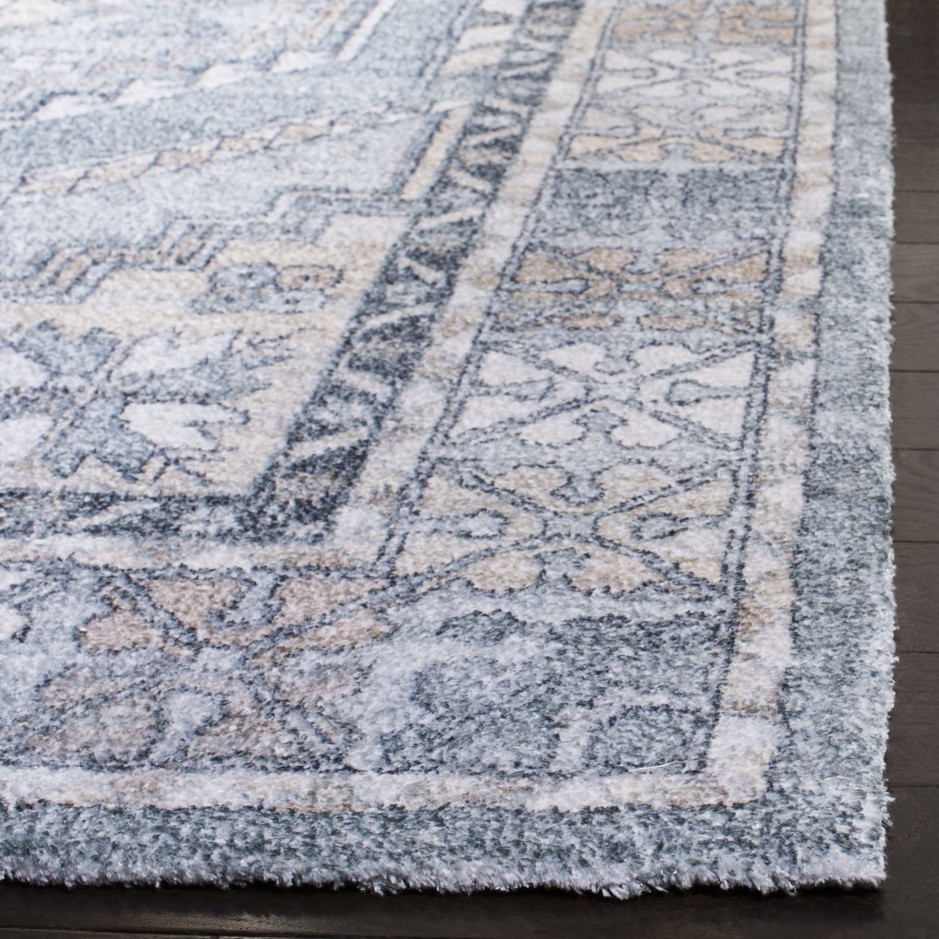 SAFAVIEH Saffron Kliment Bordered Oriental Area Rug, Grey/Ivory, 8' x 10'