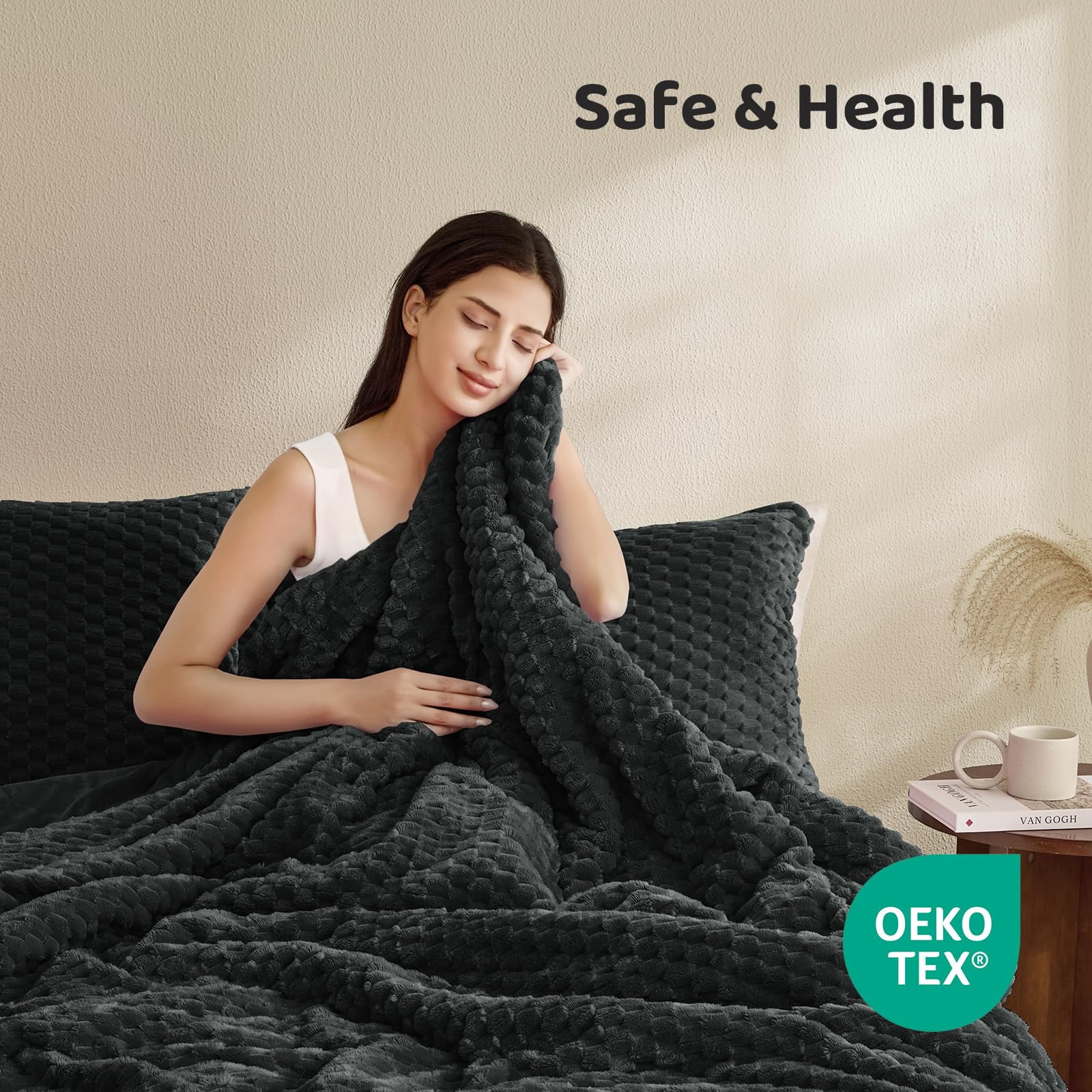 Petrichor Cozy Flannel Comforter Set, Warm and Soft Twin Size Quilt for Winter, 3 Piece Bedding Set with 2 Pillowcases, Black