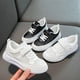 thumbnail image 2 of Zapatos blancos para niños, primavera y verano, zapatillas blancas transpirables de malla simple para niños, zapatillas casuales para niñas, zapatillas de moda, 2 of 6