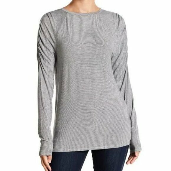 14th & Union Ruched Long Sleeve Tee Top Size S in Grey