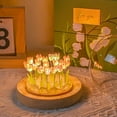 thumbnail image 3 of Yuarrent Lámpara de tulipanes hecha a mano que añade un toque de elegancia al espacio vital Regalo Mini tulipanes Luz de flores Cuidado fácil Decoración del hogar Púrpura, 3 of 6