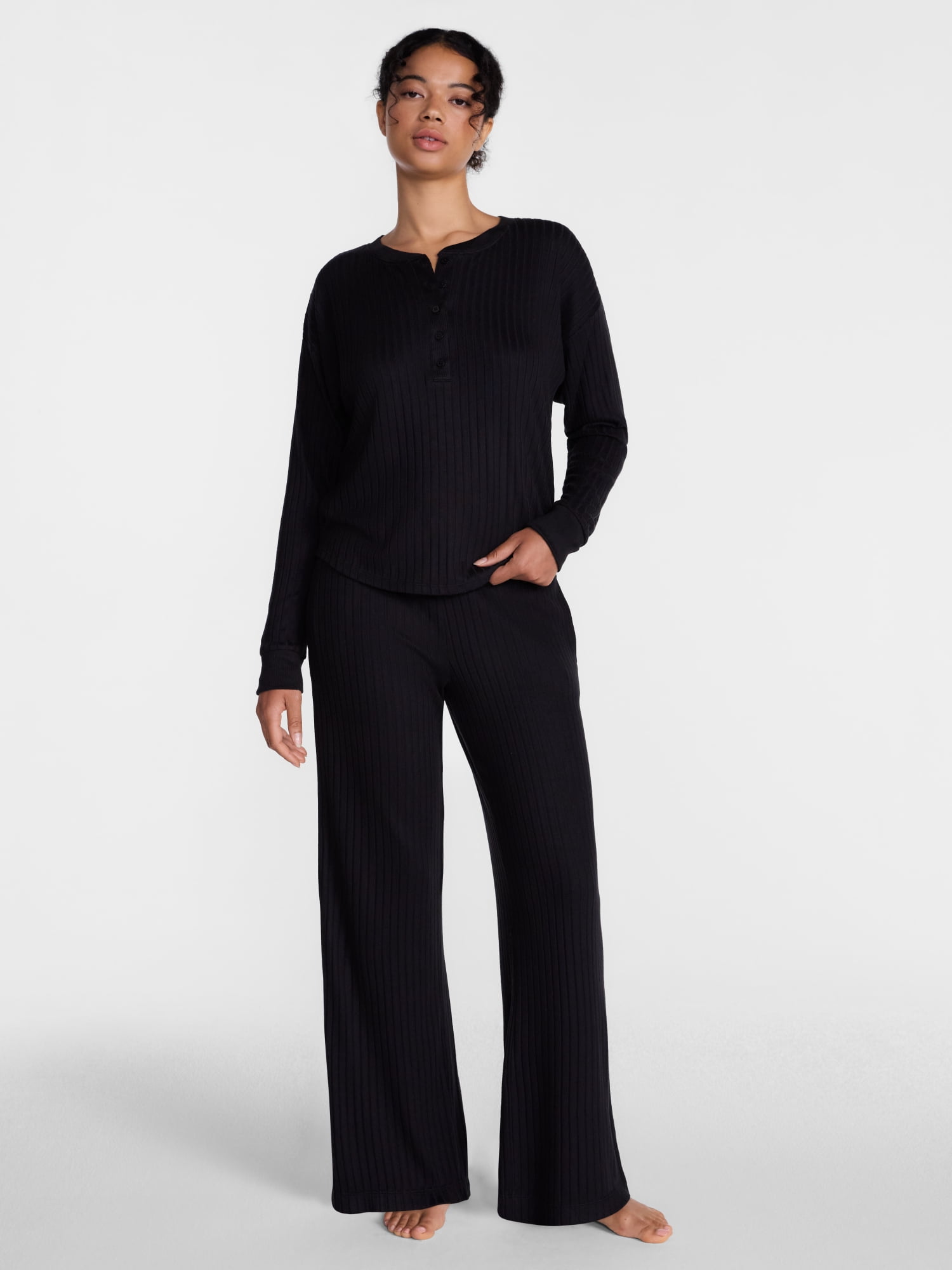 Joyspun Women's Cozy Lounge Collection Hacci Long Sleeve Henley Sleep Top, Sizes XS to 3X