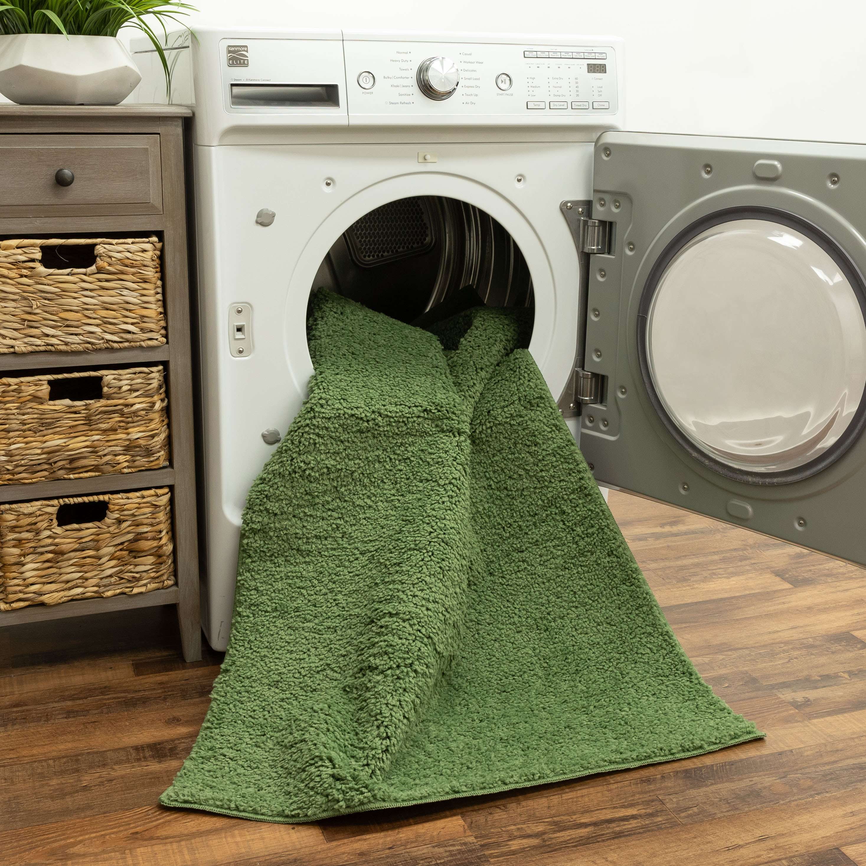 Mainstays Traditional Solid Green Shag Indoor Room Rug, 3' x 4'8"