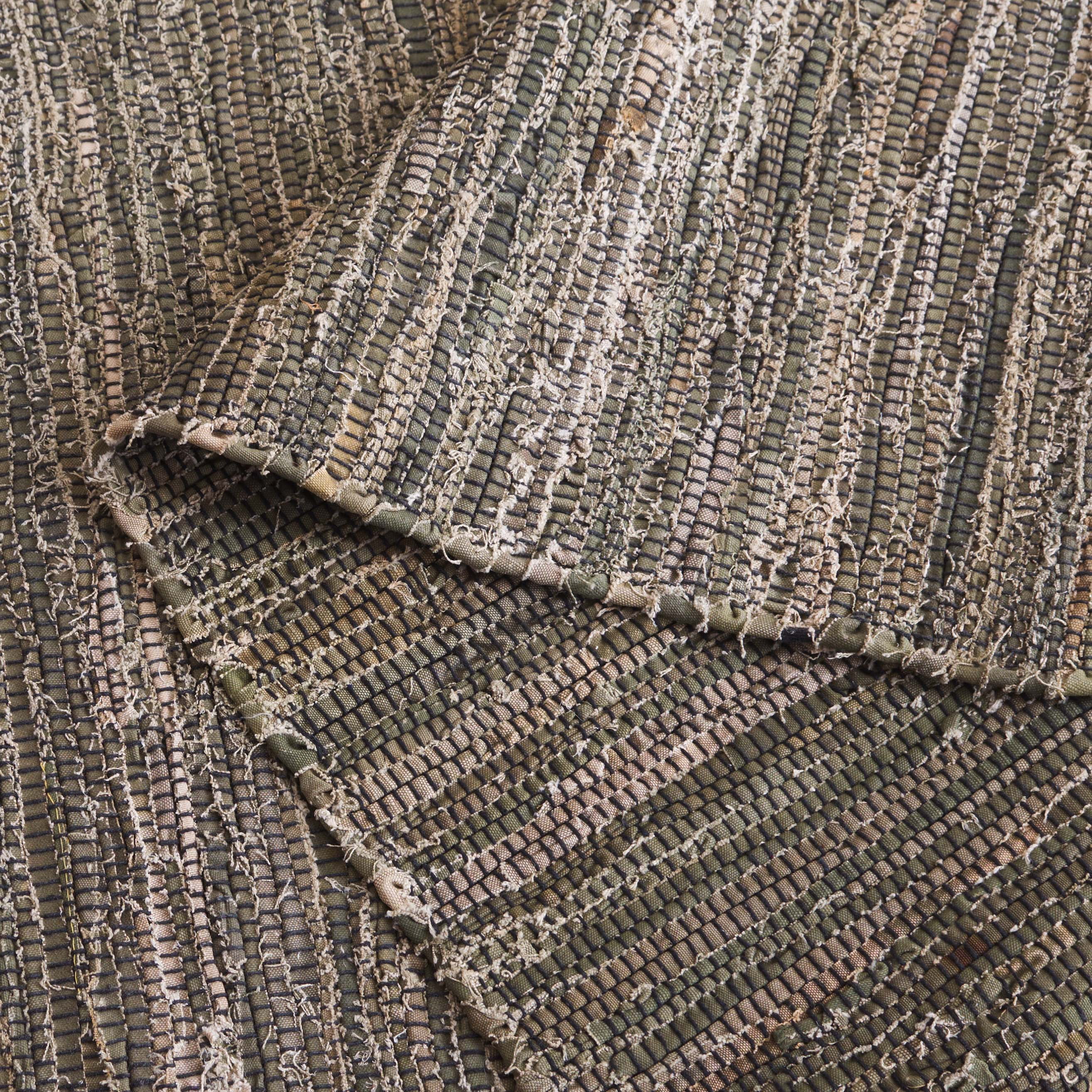 SAFAVIEH Rag Rug LACEWORK Distressed Area Rug, Dark Green/Black, 6' x 6' Round