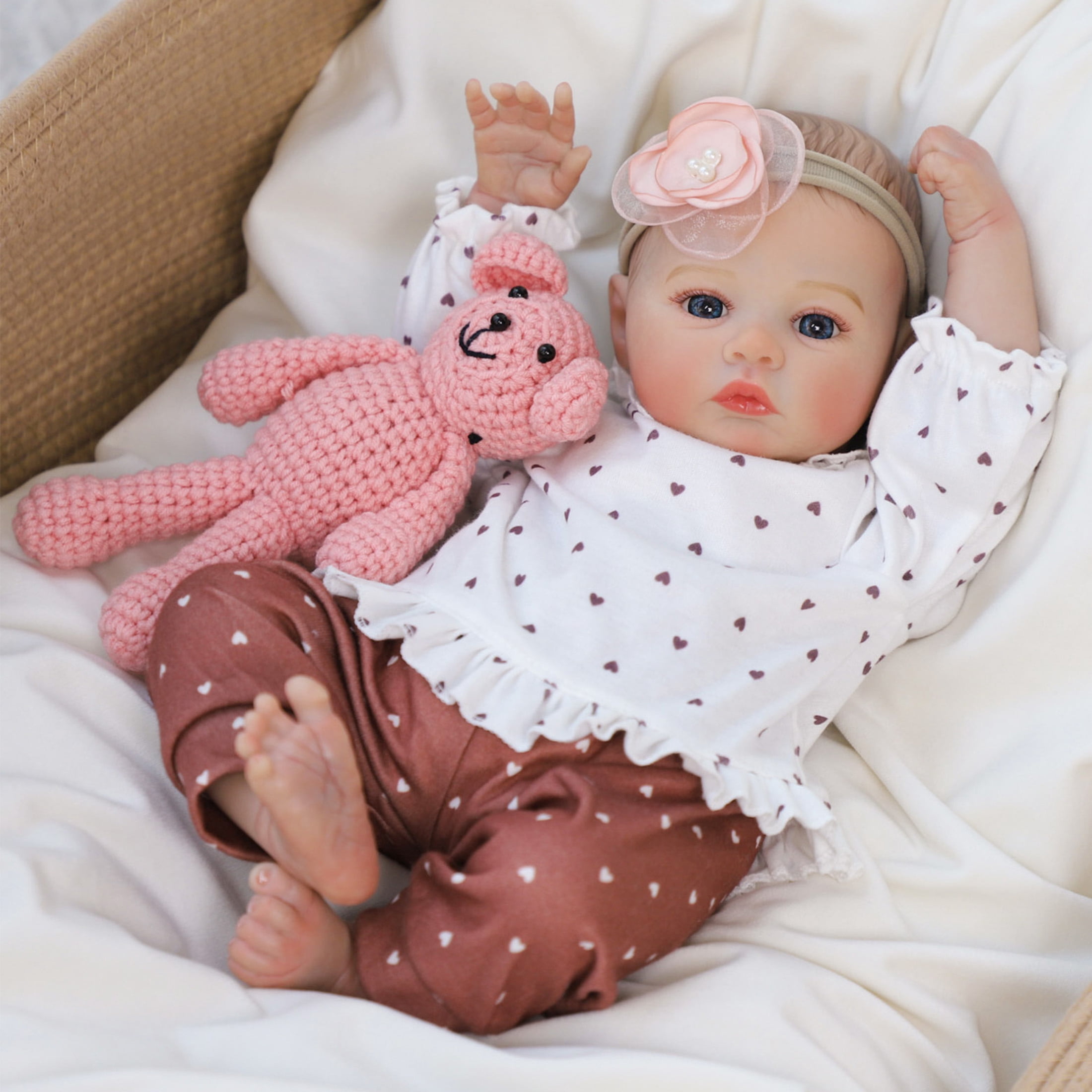 Lifelike Reborn Baby Dolls - 18 Inch Realistic Newborn Baby Dolls Girl, Real Life Baby Dolls with Soft Weighted Body, Real Baby Reborn Gift with Accessories for 3+ Years Old Kids