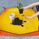 thumbnail image 5 of Xihbxyly Esterilla para Trasplante, Impermeable, para Jardinería, Portátil, para Suculentas de Interior, Plegable y Fácil de Limpiar, Ideal para Plantar, Regar y Podar. Imprescindible para Los Amante, 5 of 7