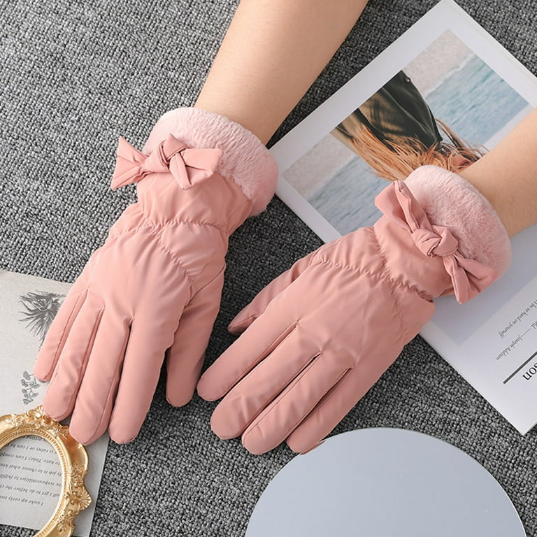 Down store winter gloves