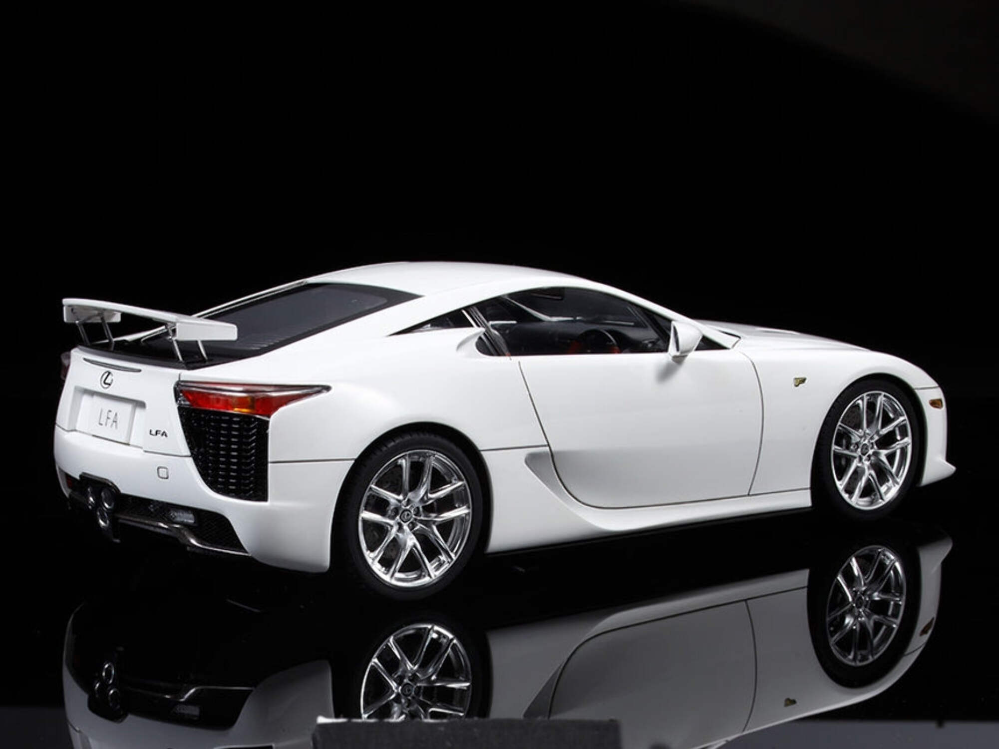 Tamiya Tamiya 24319 1/24 Lexus LFA
