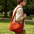 thumbnail image 1 of Bolso bandolera acolchado de nailon para mujer – Bolso cruzado de color liso para ir al trabajo, bolso pequeño de gran capacidad para guardar artículos esenciales diarios., 1 of 6