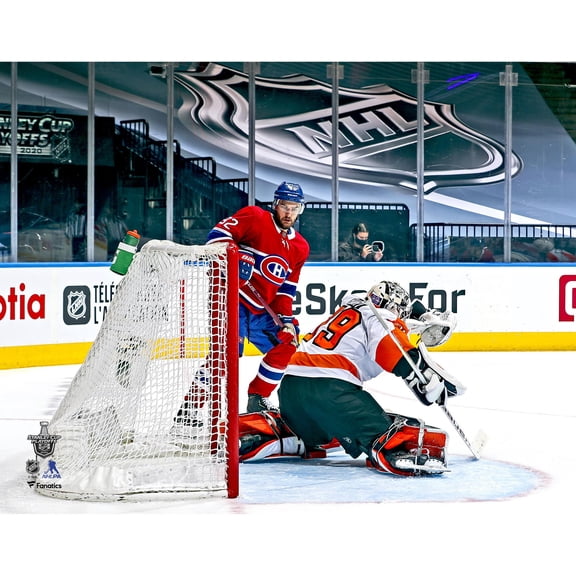 Carter Hart Philadelphia Flyers Unsigned First Stanley Cup Playoffs Shutout Photograph