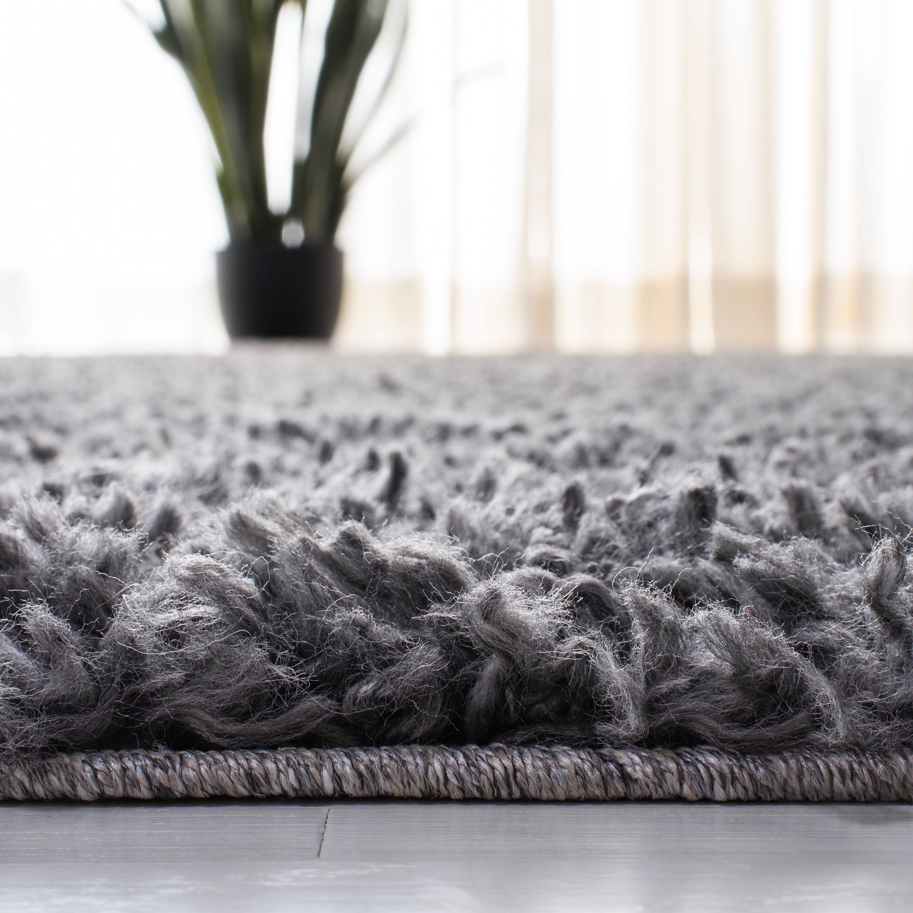 SAFAVIEH August Sophia Solid Shag Runner Rug, Charcoal, 2' x 5'