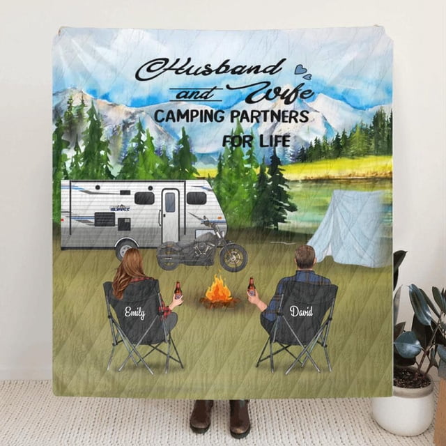 Custom personalized camping quilt blanket - Parents with Kids and Pets - Gift