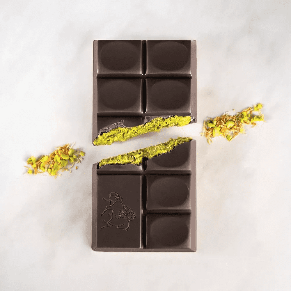 Godiva Dubai Chocolate with Dark Chocolate- Kadayif and Pistachio Filling – 180g