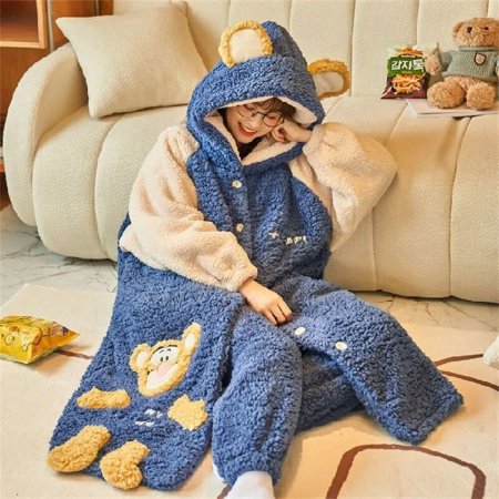 

Sanrio Cinnamoroll Fleece Thick Pajamas Autumn Winter Warm Coral Plush Nightgown Y2k Loose Cartoon Flannel Household Suit Women