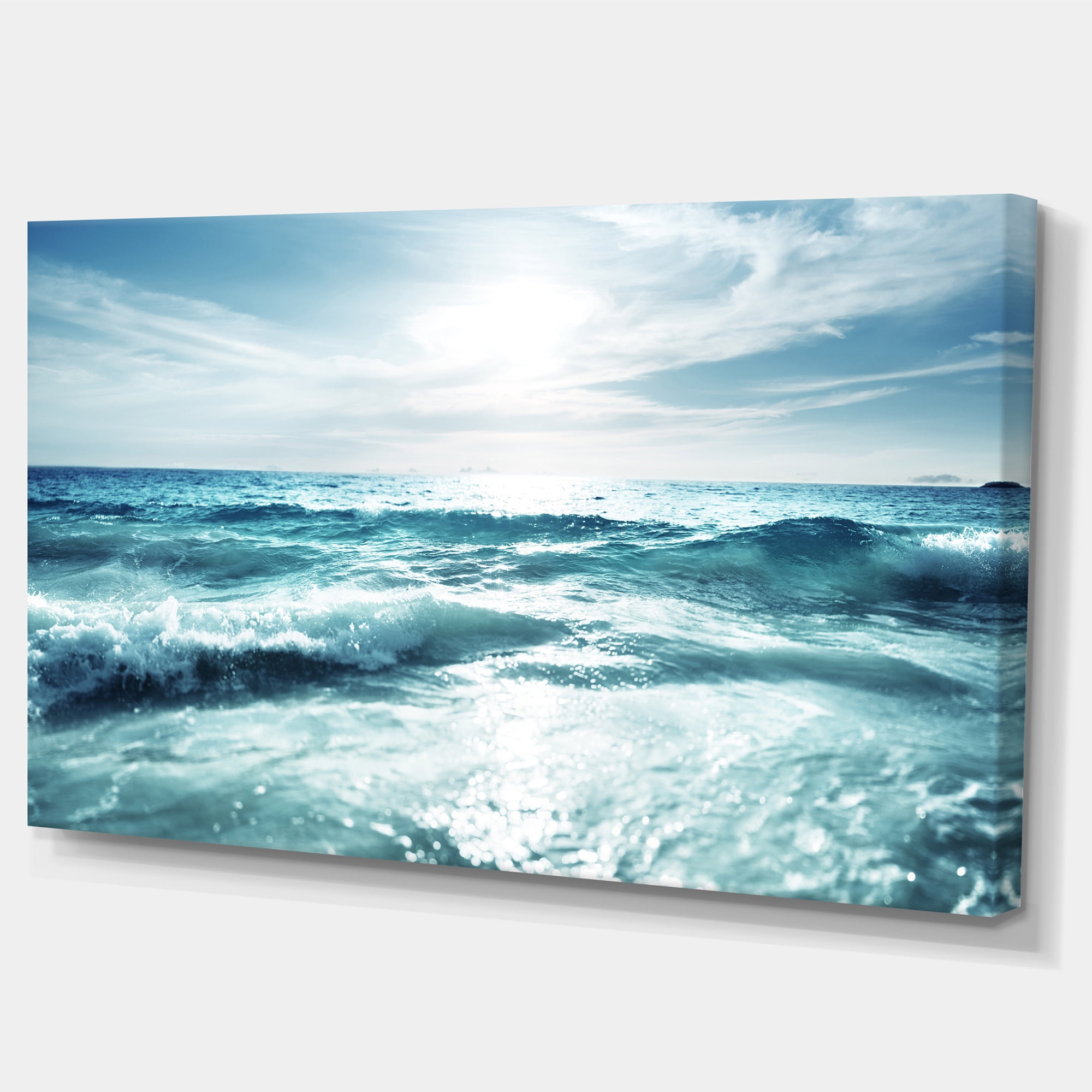 Designart 'Seychelles Beach at Sunset ' Seascape Canvas Art Print
