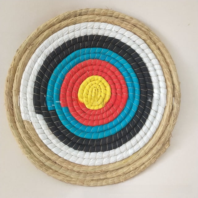 Traditional Handwoven Grass Archery Target - 50cm Diameter, 2-6cm Thickness, Authentic Ancient Design for Archery Ranges, Skill Practice & Recreational Shooting, Vintage Aesthetic Prop for
