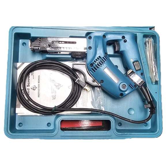 Makita 6830 Auto Feed 0 - 4,700 R.P.M. Screwdriver with Case