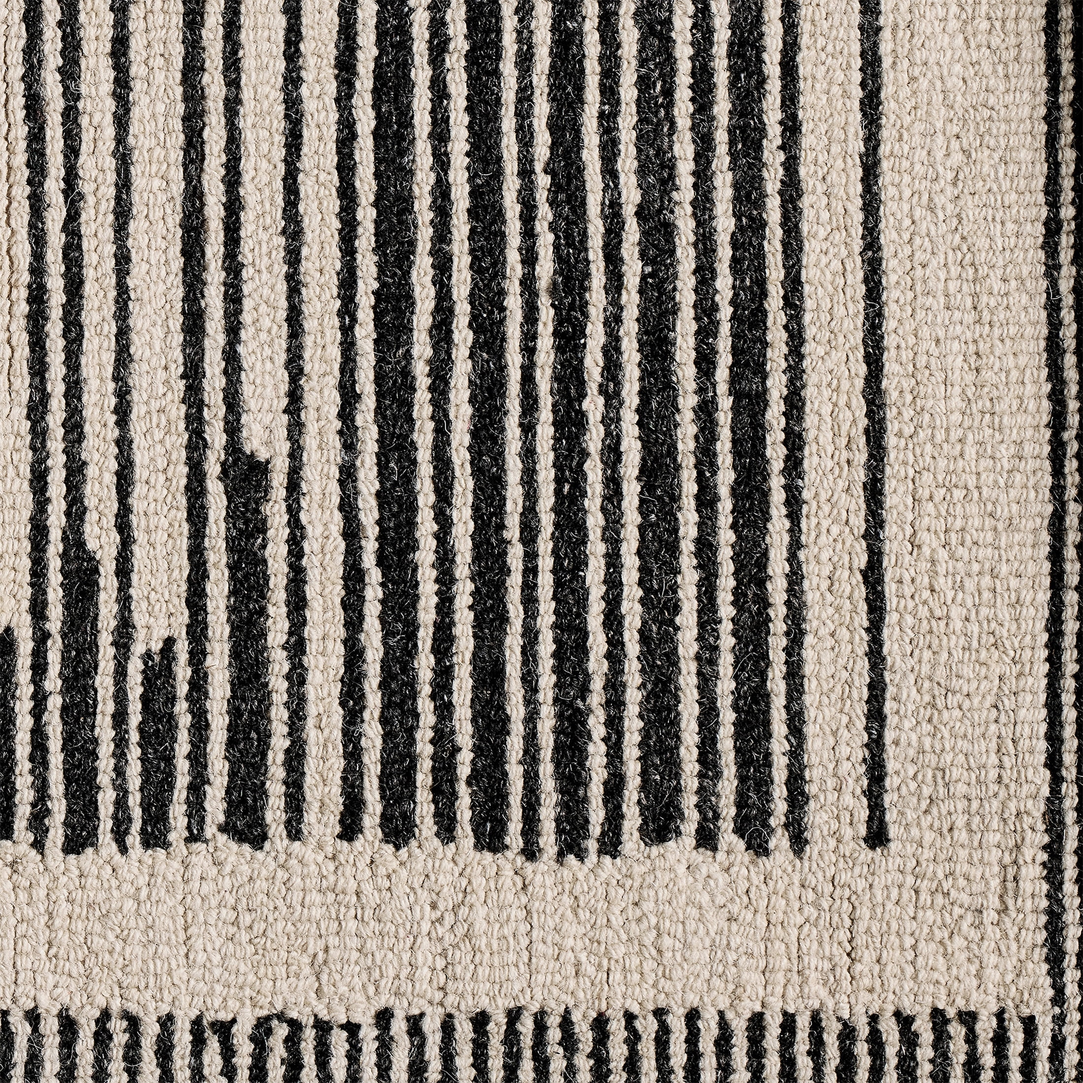 Better Homes & Garden Abstract Border Lines Runner 2.5x7