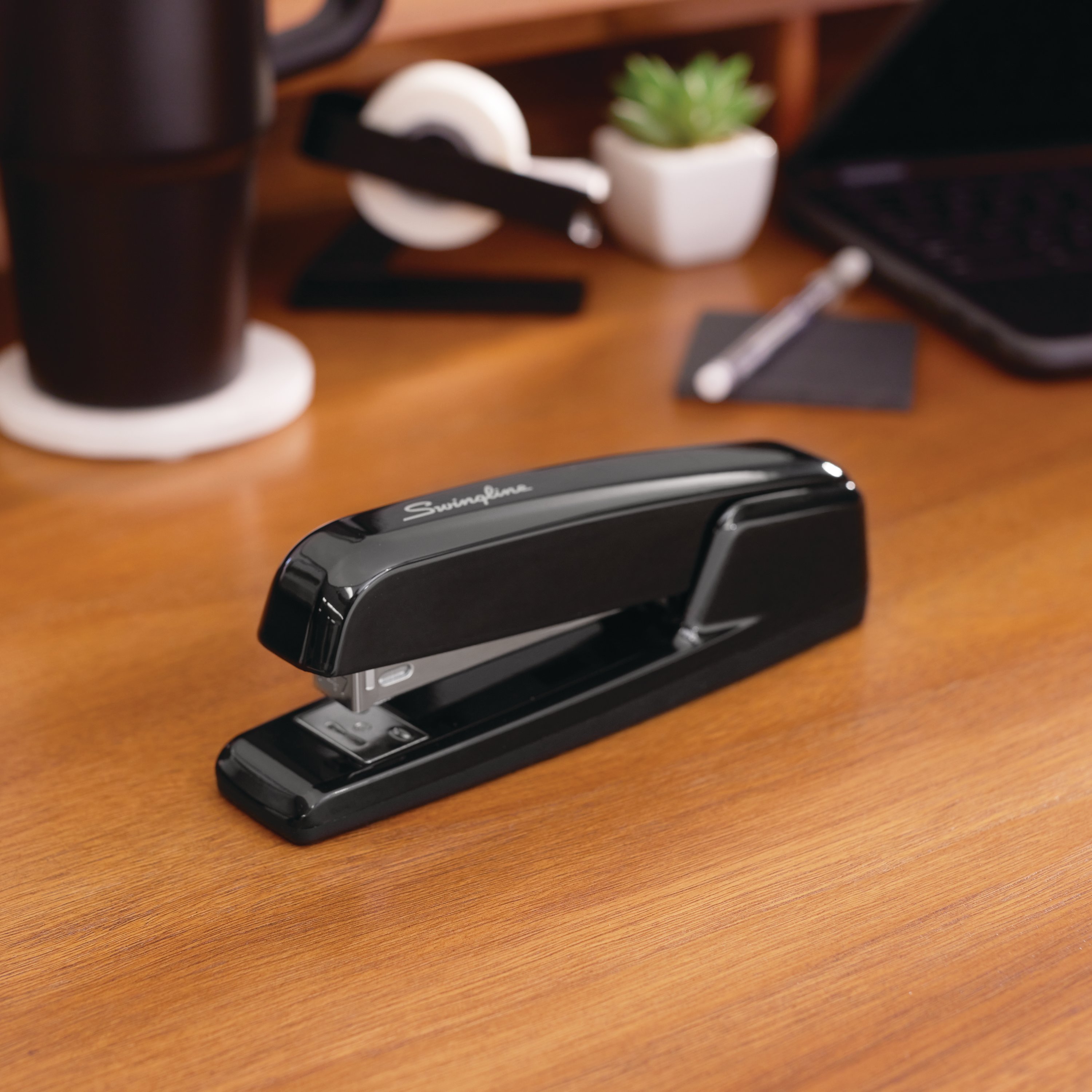 Swingline 747 Manual Business Stapler, Black photo 4