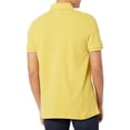 thumbnail image 2 of Polo Tommy Hilfiger para hombre, corte personalizado, color amarillo jaspeado, 2 of 3
