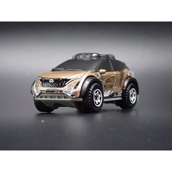 (Open Box) 2023-2026 NISSAN ARIYA EV SUV POLE TO POLE GOLD 1:64 SCALE DIECAST MODEL CAR