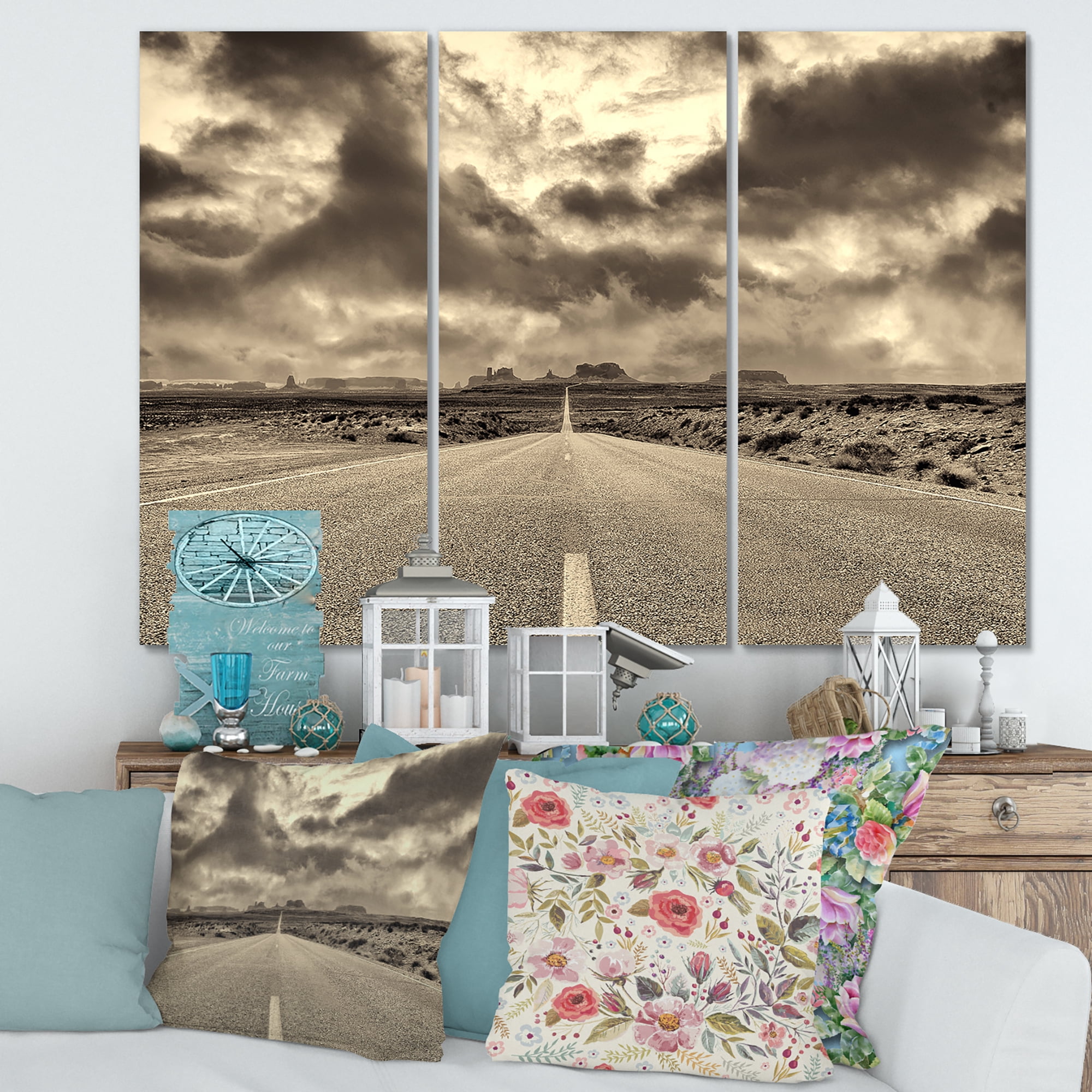 Designart ' The Straight Road To Monument Valley ' Traditional Canvas Wall Art Print