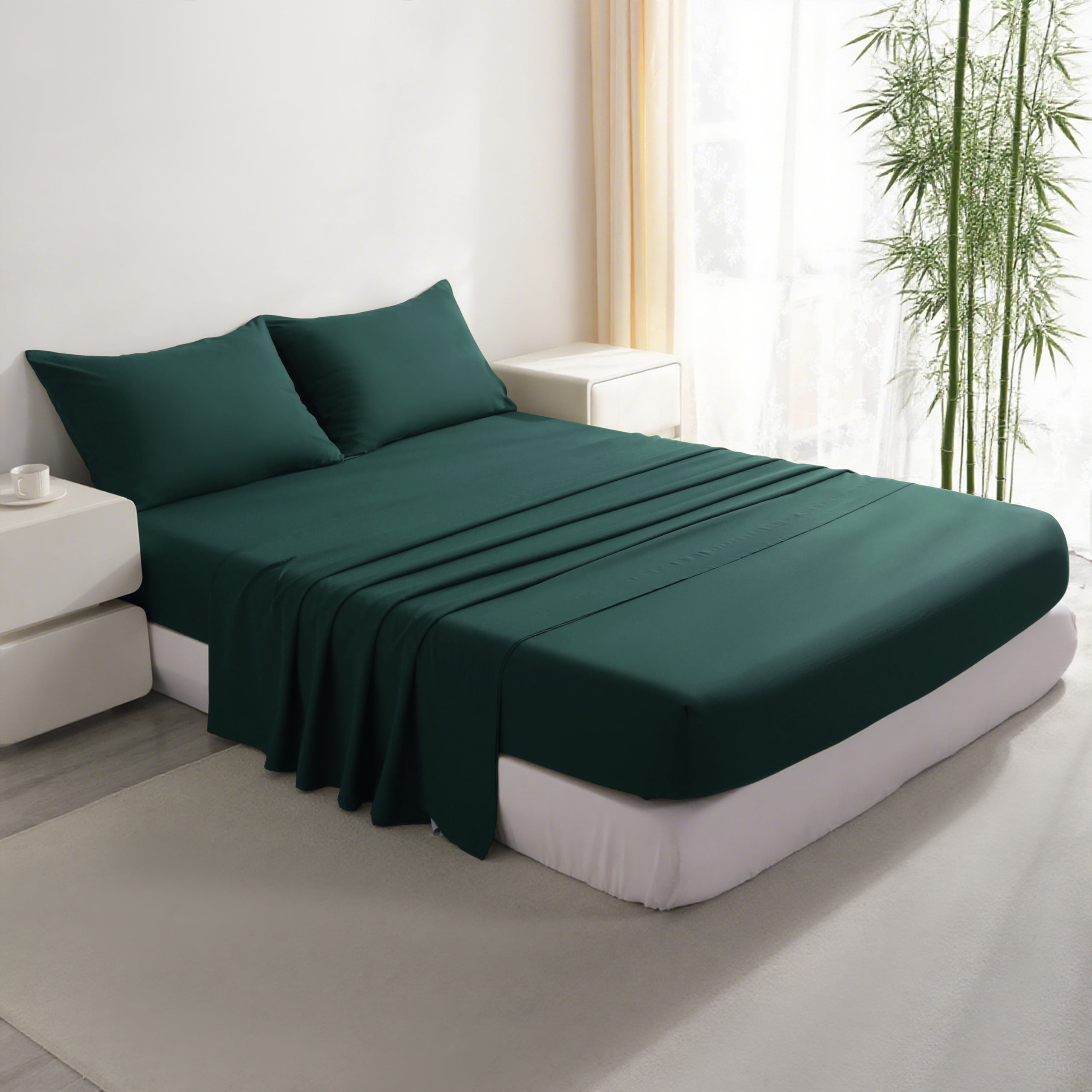 Ultra Soft Bamboo Sheet Set of 4, Durable and Cooling Bamboo Fiber Bed Sheet Set, Queen, 1 Flat Sheet +1 Fitted Sheet +2 Pillowcases, Emerald Green