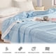 thumbnail image 4 of Edredón de Verano de 200 X 150 Cm | Edredón Ligero de Fibra de Poliéster con Diseño de Encaje | Colcha Suave, Fresca y Transpirable para Noches Cálidas | Colcha Decorativa Lavable para Dormitorio, 4 of 6