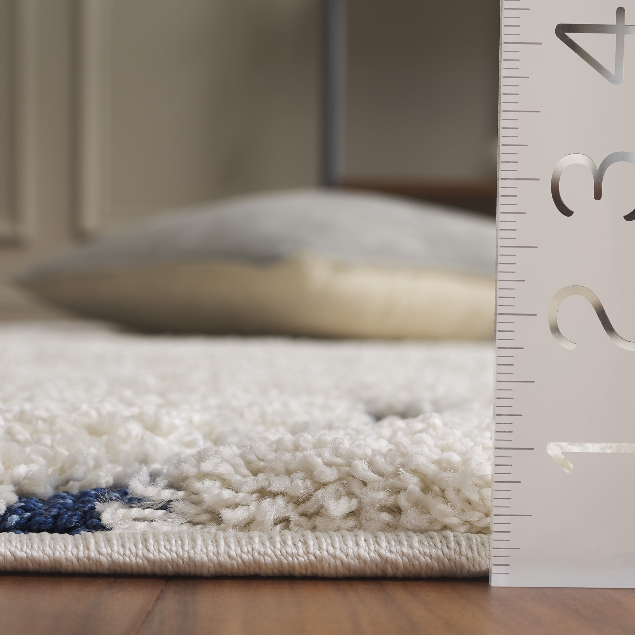 Safavieh Florida Tamzen Abstract Shag Area Rug, Cream/Blue, 6' x 8' Oval