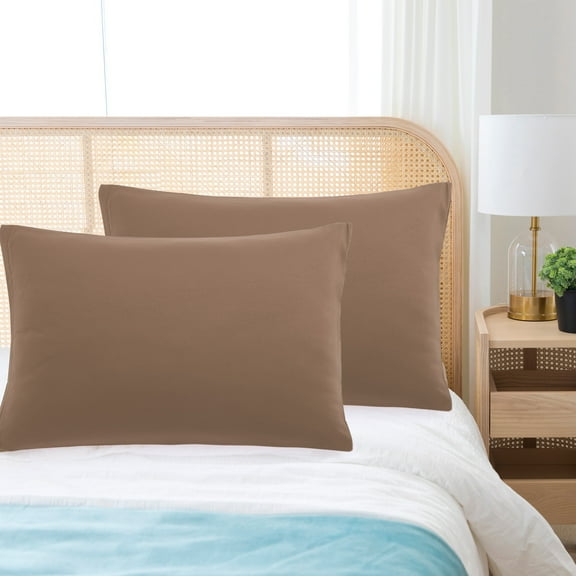 REGALWOVEN 1800 Microfiber Breathable Zippered Pillowcases Set of 2, Standard Brown